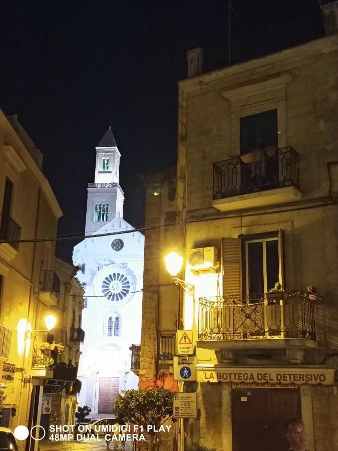 Il Pavone Acomodação com café da manhã Bari Exterior foto
